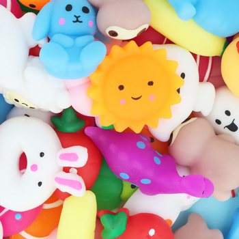 M&eacute;lange de Figurines Squishy en Seau (100 pi&egrave;ces)