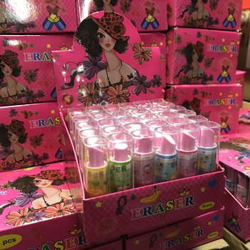 CHEWING-GUM ROUGE À LÈVRES EN PRÉSENTOIR (36 pcs)
