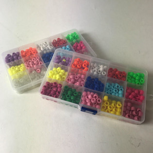 Coffret de perles dans sa bo&icirc;te de rangement - Couleurs assorties (12 pcs)