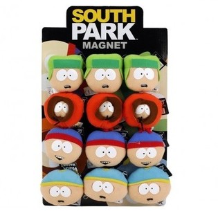 AIMANTS EN PELUCHE SOUTH PARK, 7CM, SUR PR&Eacute;SENTOIR (12 pcs.)